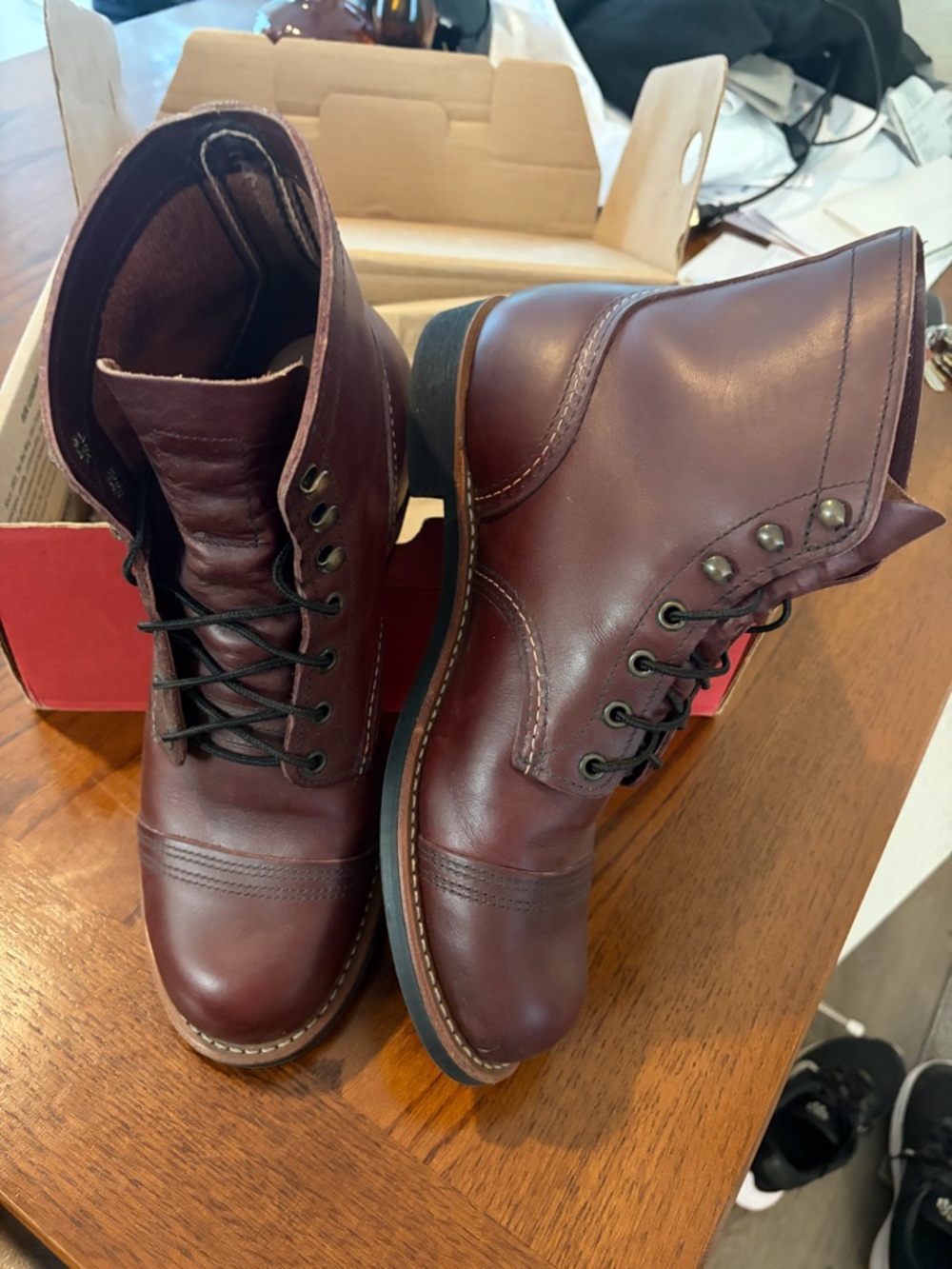 Red Wing 8119 Iron Ranger in Mesa Oxblood Leather 10D EUC - Picture 5 of 10